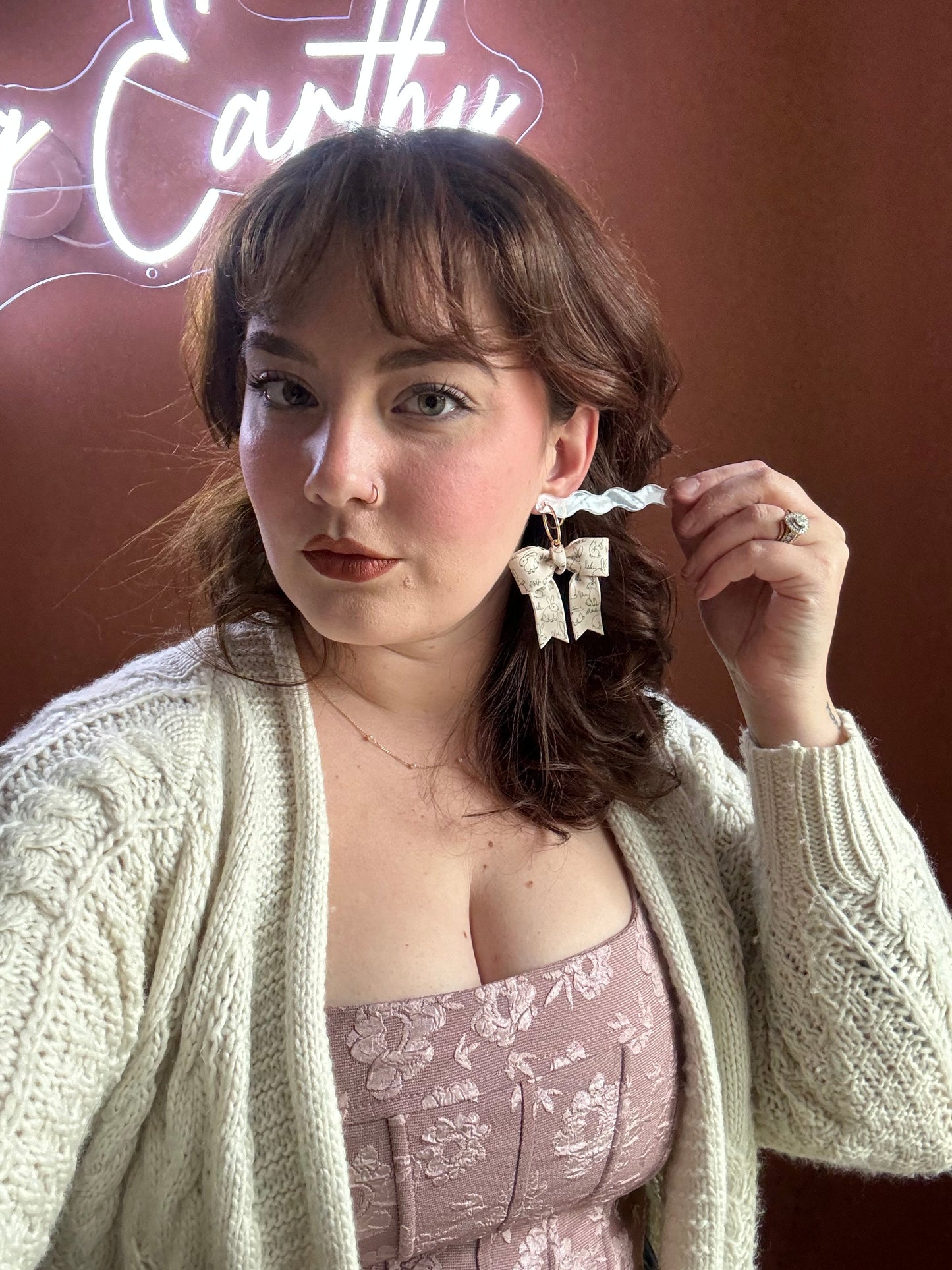 Green Fine Line Bunny Bows