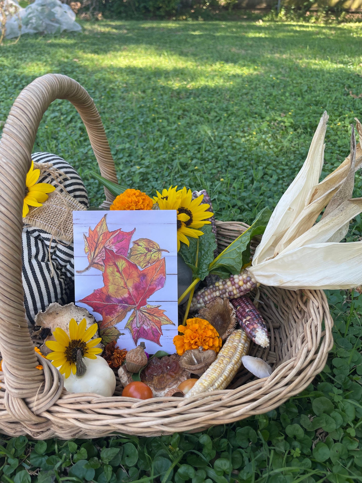 Autumn Crunch: Watercolor Leaf Greeting Card – Blank Inside for Fall Notes