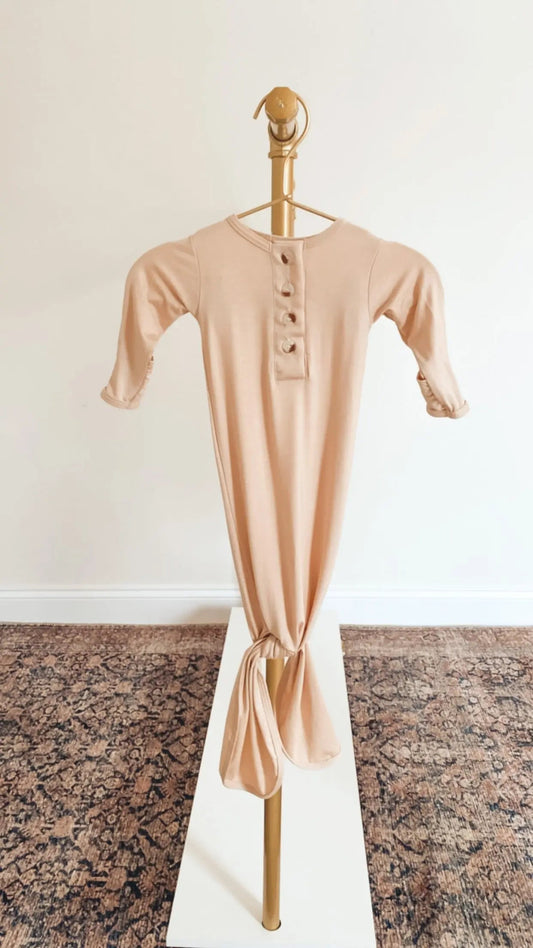 Knotted Baby Gown Set - Gender-Neutral Newborn Clothes - Sand