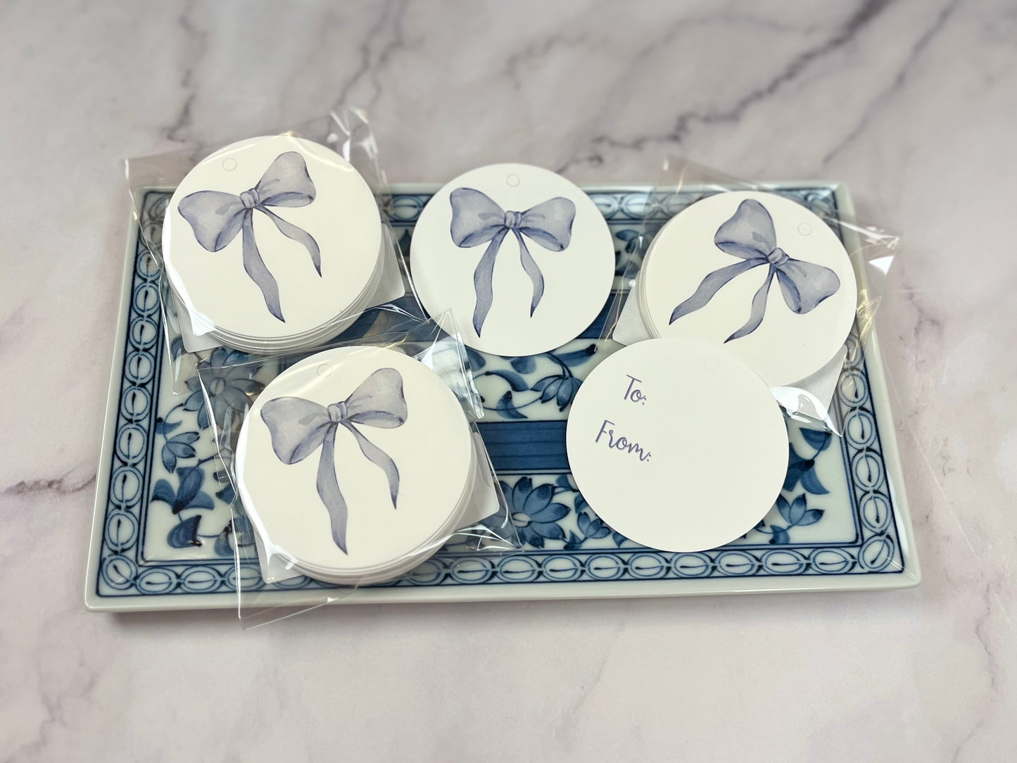 Blue Bow Circle Gift Tags