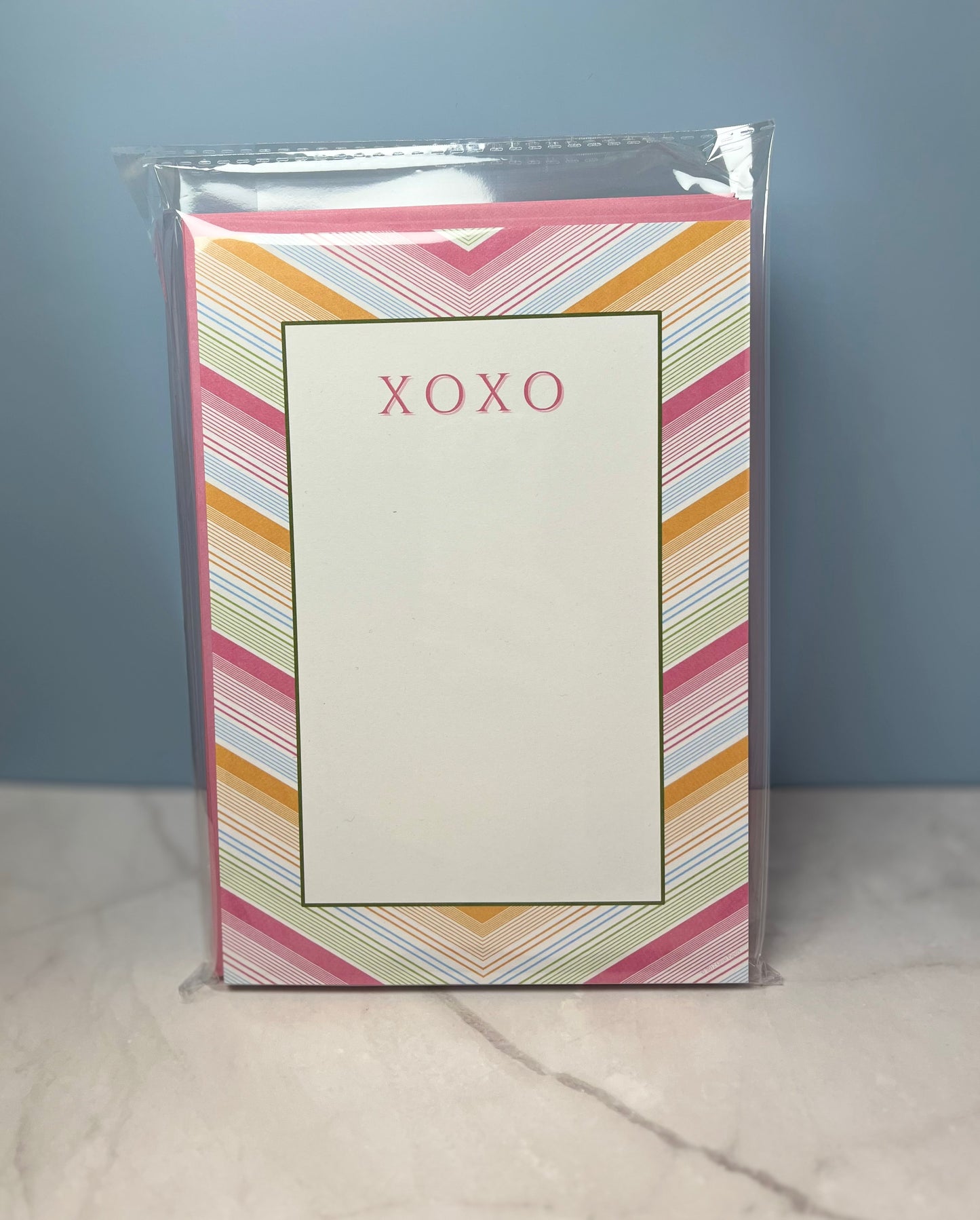 XOXO Flat Stationery with Matching Envelopes - Set of 25