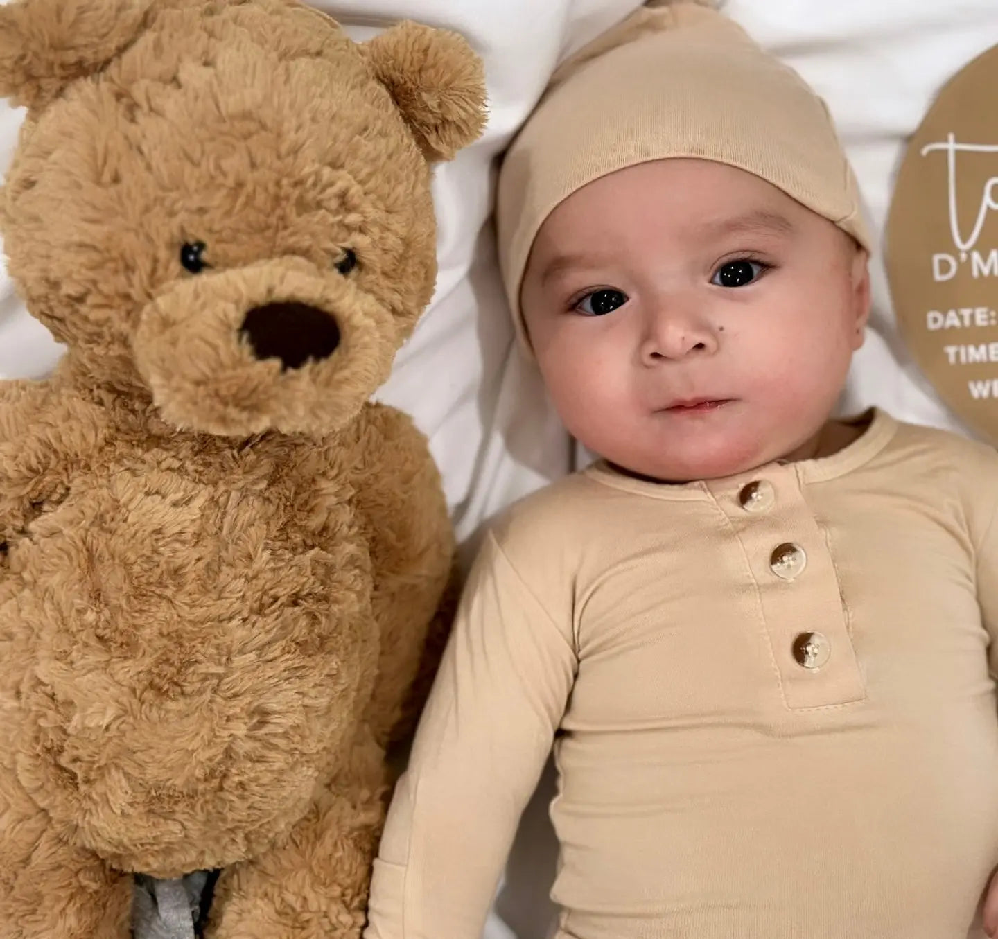 Top and Bottom Outfit Set Gender-Neutral Newborn Clothes - Sand