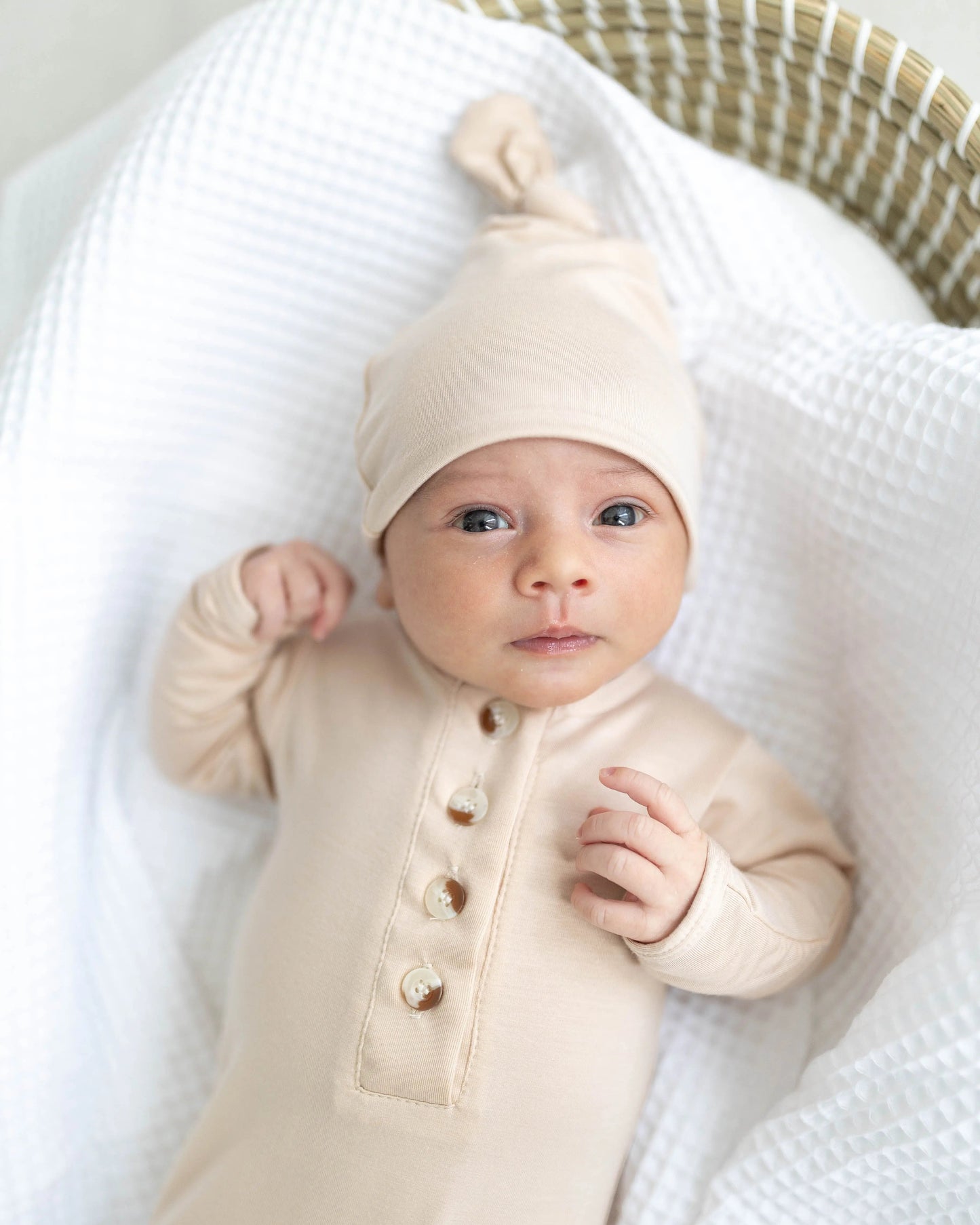 Knotted Baby Gown Set - Gender-Neutral Newborn Clothes - Sand