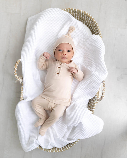 Top and Bottom Outfit Set Gender-Neutral Newborn Clothes - Sand