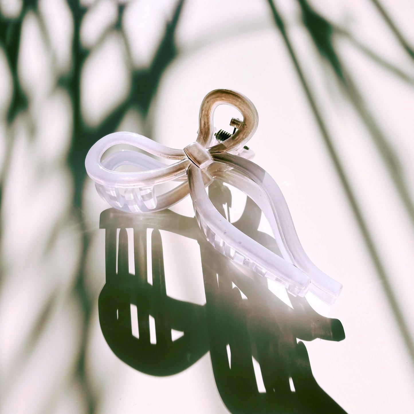 Velvet Claws Mini Coquette Bow in Violet Ombre Hair Clip