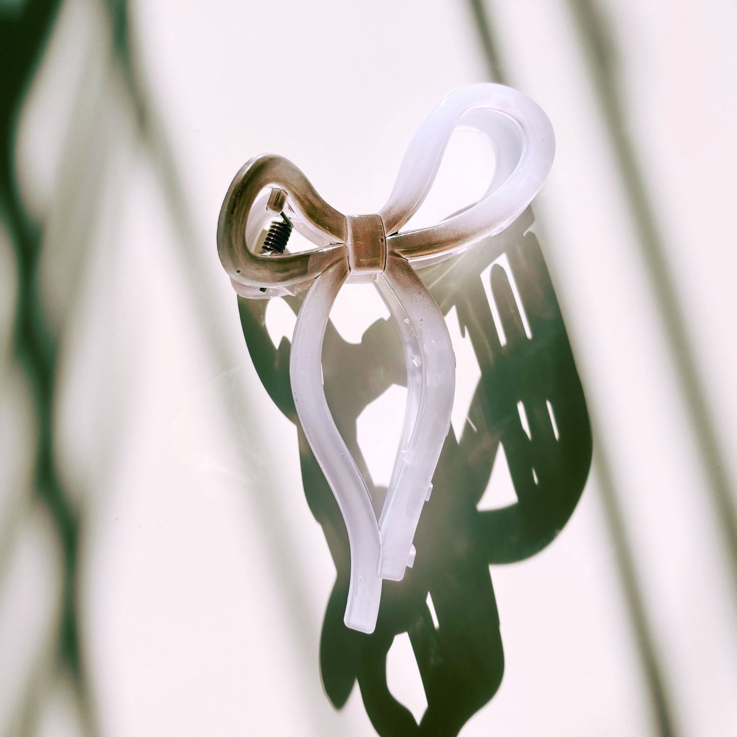 Velvet Claws Mini Coquette Bow in Violet Ombre Hair Clip